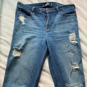 Holister skinny distressed skinny jeans